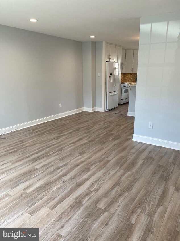 Foto principal - 504 Ward Rd