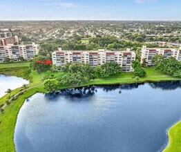 Building Photo - 14623 Bonaire Blvd