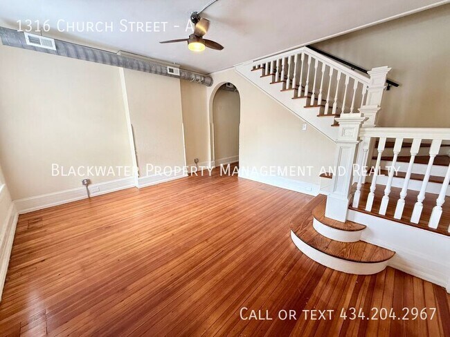 Foto del edificio - 1316 Church St