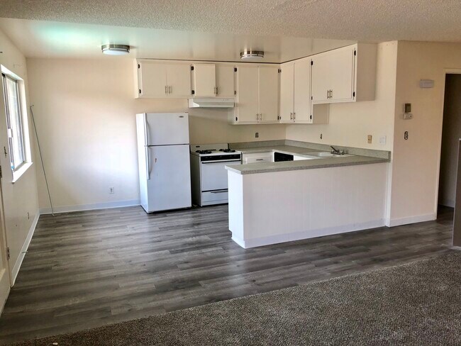 Foto del edificio - 306 S Church St