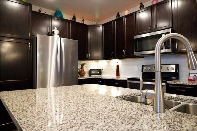 Foto del edificio - 15274 W 64th Ln