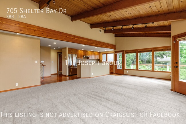 Building Photo - Beautiful View 3BD/1.75BA La Conner Retreat!