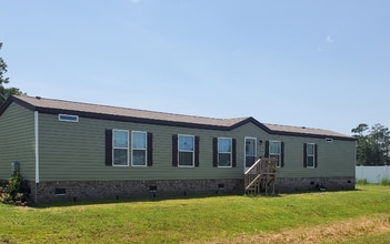 Building Photo - 936 Pineclair Dr SW