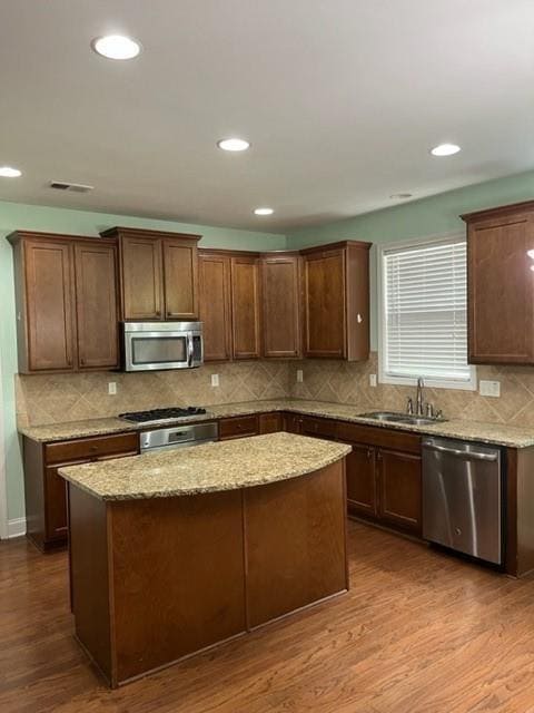 Building Photo - 4595 Essen Ln