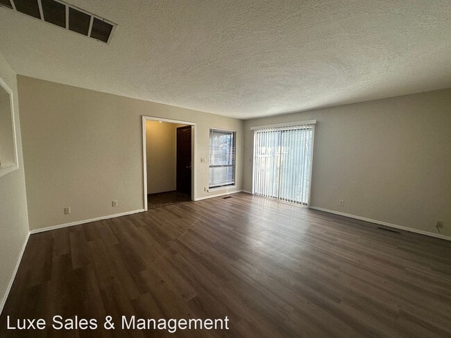 Building Photo - 2 br, 2 bath House - 8304 NW 8th Street