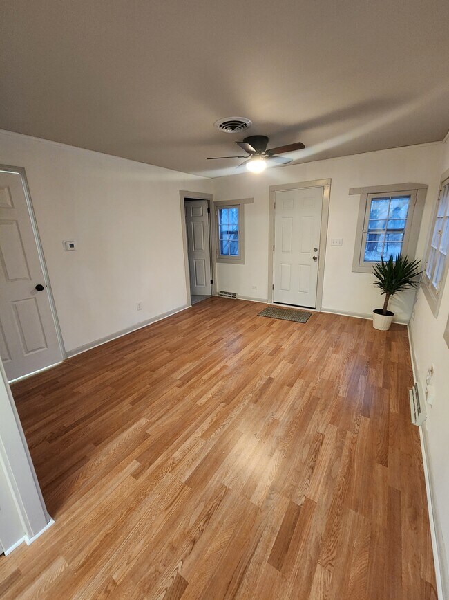 Building Photo - 28453 W Treetop Rd