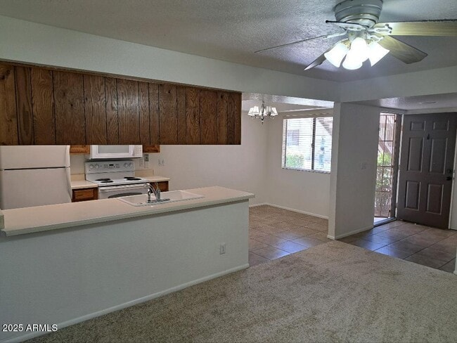 Building Photo - 520 N Stapley Dr