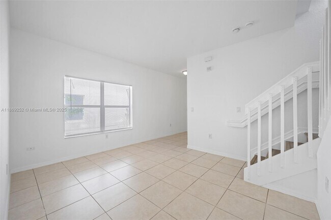 Foto del edificio - 3019 NW 30th Ave