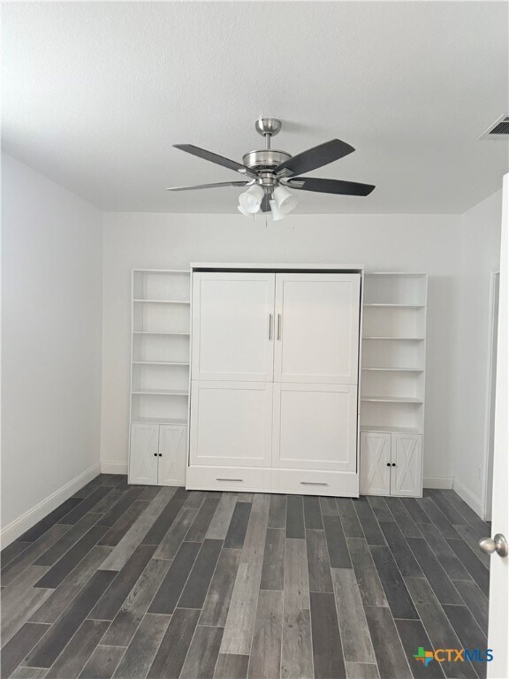 Foto del edificio - 311 Crowfoot Dr