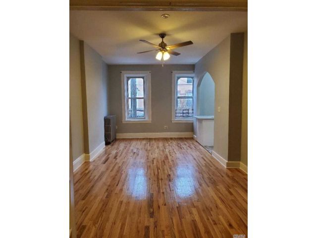 Primary Photo - 1428 Greene Ave