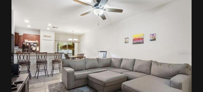 Foto del edificio - Town House 3/2.5 in Riverview