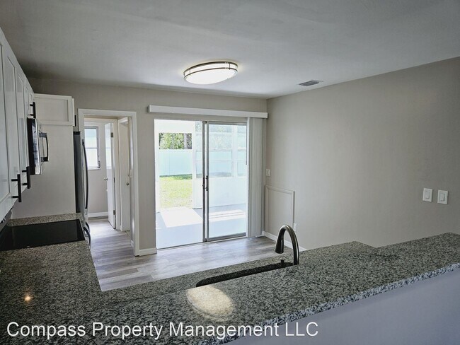 Building Photo - 2 br, 1.5 bath House - 504 Briarwood Road