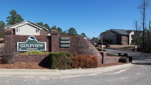 Entrance - Golfview Apartments