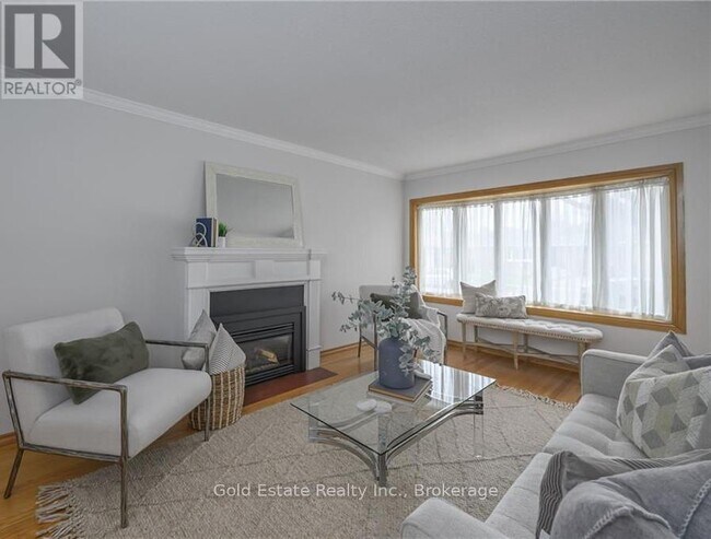 Building Photo - 619 Ross St