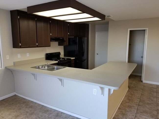 Foto del edificio - 3 Bedroom 2.5 Bathroom House in Imperial Beach