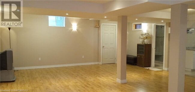 Building Photo - 84 Apple Ridge Dr