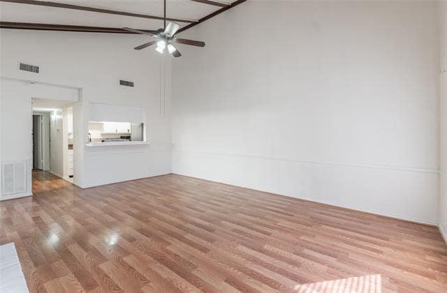 Foto del edificio - 714 Sceptre Cir