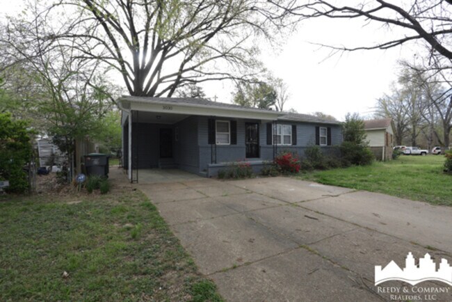 Building Photo - 3030 Bluffdale St