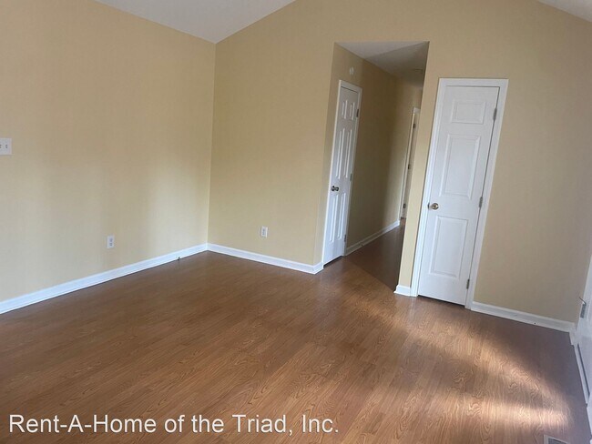 Foto del edificio - 3 br, 2 bath House - 1806 Little Road