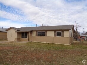 Building Photo - 5132 Encino Rd