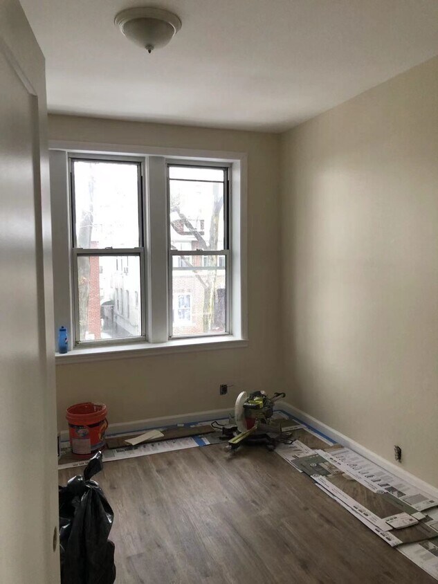 Foto del edificio - 1750 68th St