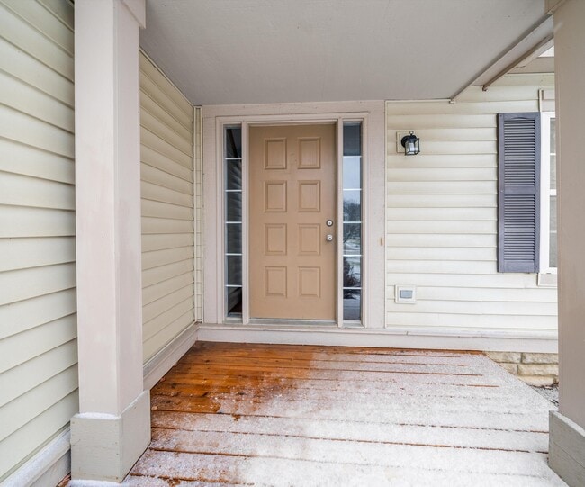 Building Photo - 1696 Reserve Ct