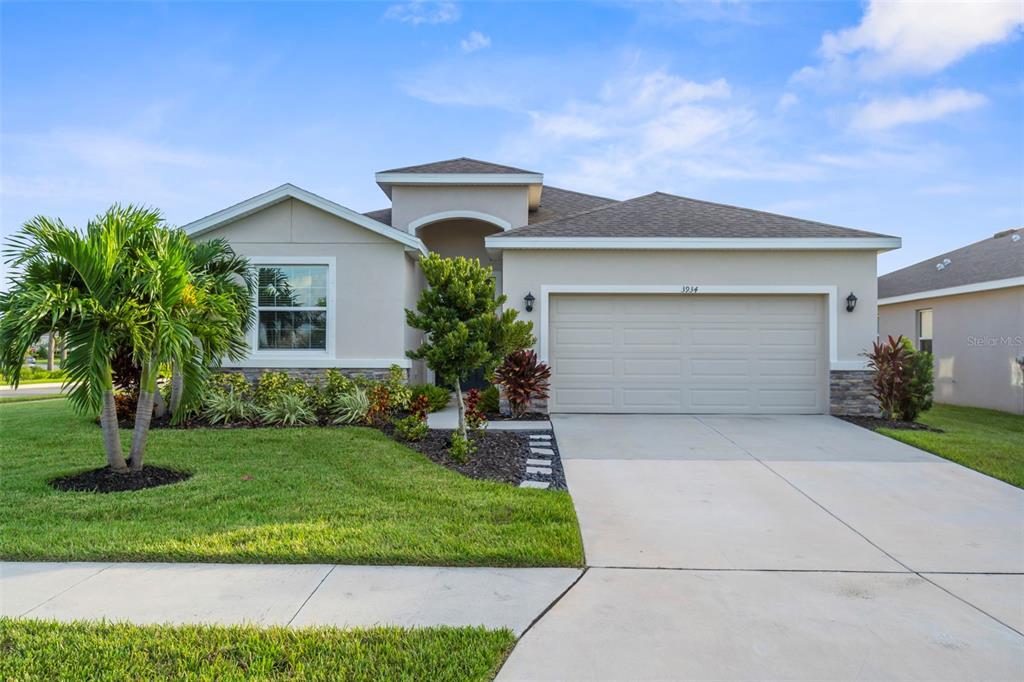 Foto principal - 3934 Lively Coral Pl