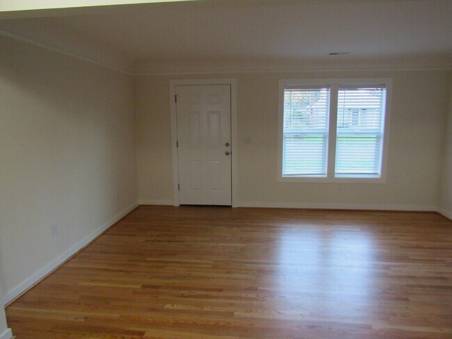 Living room - 2317 E 27th St