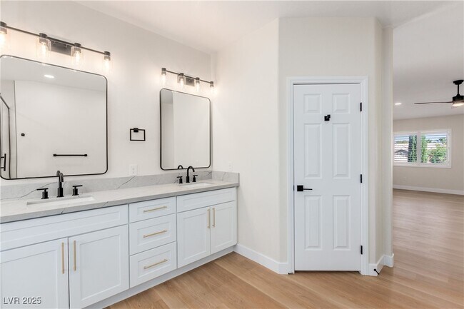 Foto del edificio - 2554 New Morning Ave