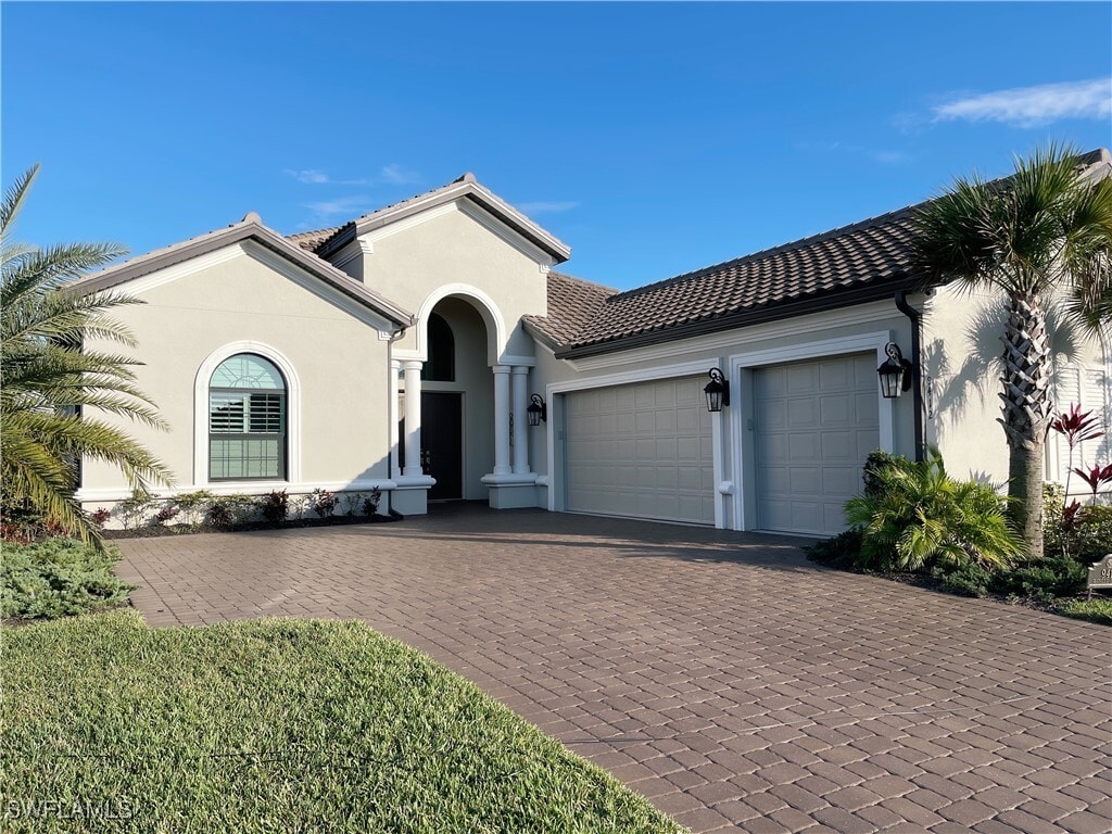 Foto principal - 9412 Rapallo St