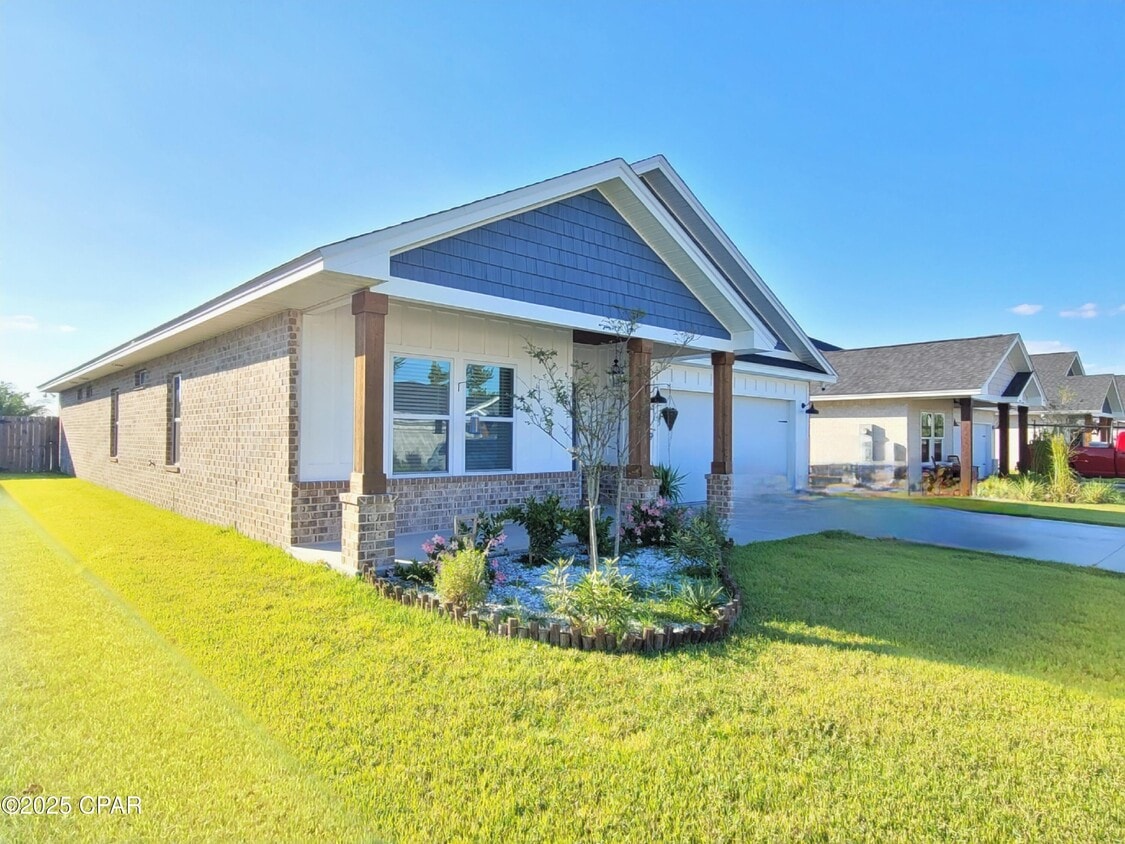 Foto principal - 2609 Outlaws Wy