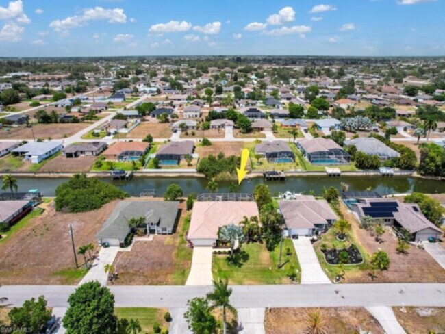 Building Photo - Short Term/Vacation Rental - Palm Breeze P...