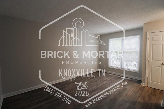 Building Photo - 4045 Heather Ct NW