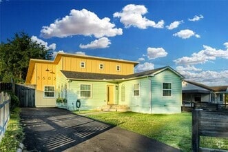 Building Photo - 5602 Mesa Cir