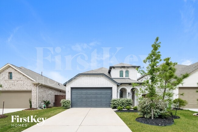Building Photo - 16411 Little Pine Creek Dr