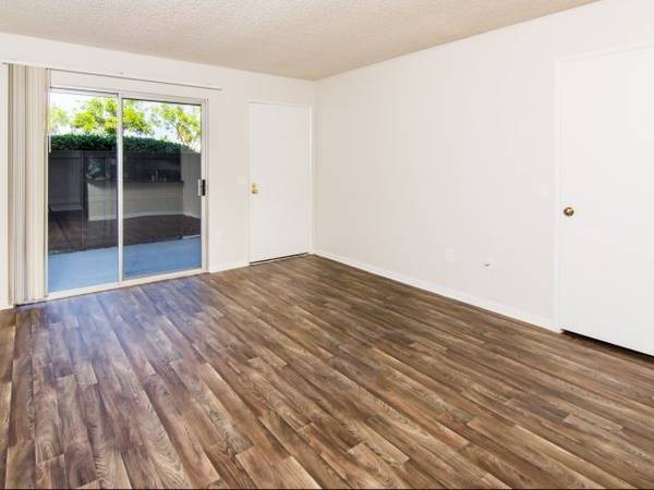 Building Photo - 311 Weston Cir