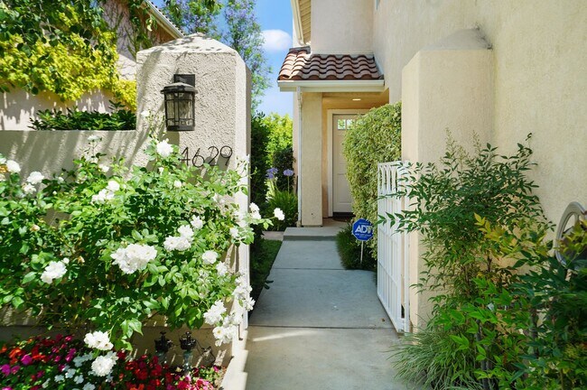 Building Photo - GUARD GATED, BEAUTIFULLY REMODELED CALABAS...