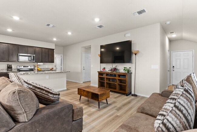 Building Photo - 2314 Merganser Dr