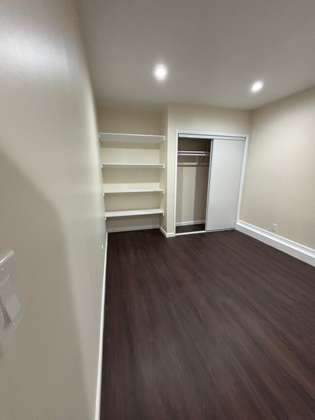 Building Photo - 35887 Lourdes Dr