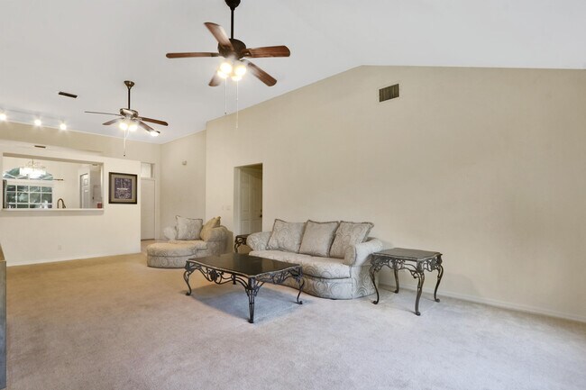 Building Photo - 3031 Casa Rio Ct