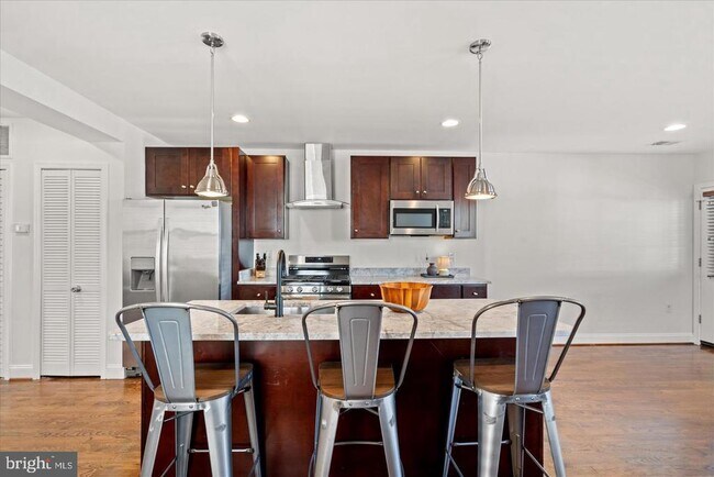 Foto del edificio - 5342 Ames St NE