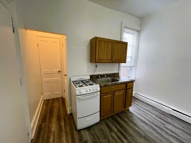 Photo - 1313 W Allegheny Ave Apartment