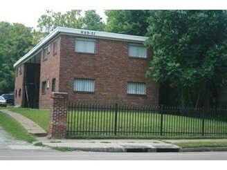 Building Photo - Mclemore 5 Unit