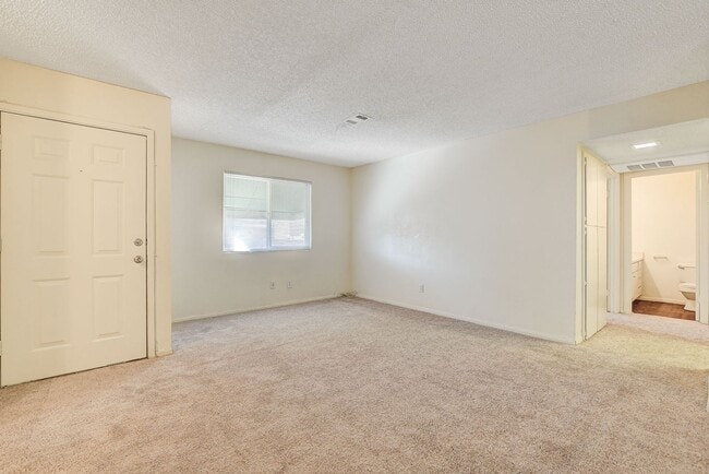 Building Photo - 6750 Del Rey Ave
