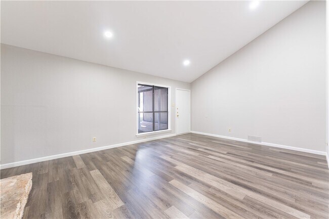 Foto del edificio - 11905 Doubloon Cove