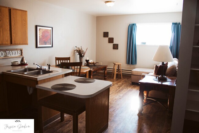 Foto del edificio - 1500 E 12th St