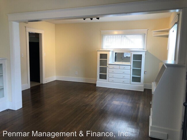 Foto del edificio - 1621-161621 Locust Ave