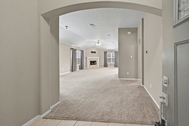 Foto del edificio - 10235 Mills Run Dr