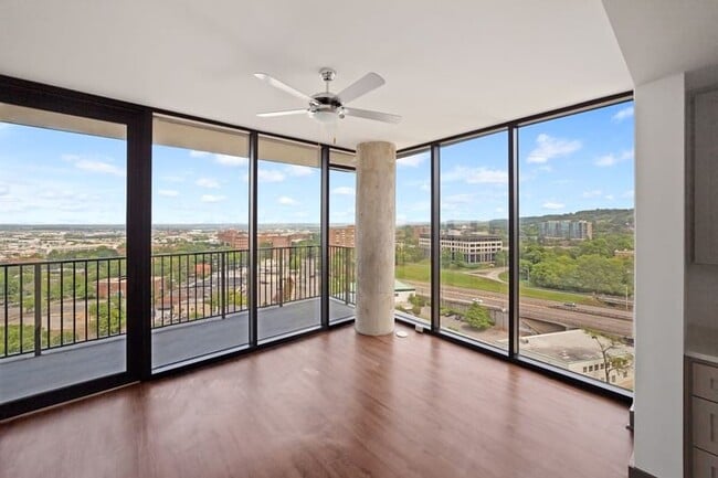 Photo - Cortland Vesta Apartments