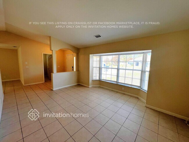 Foto del edificio - 1070 SW Aurelia Ave